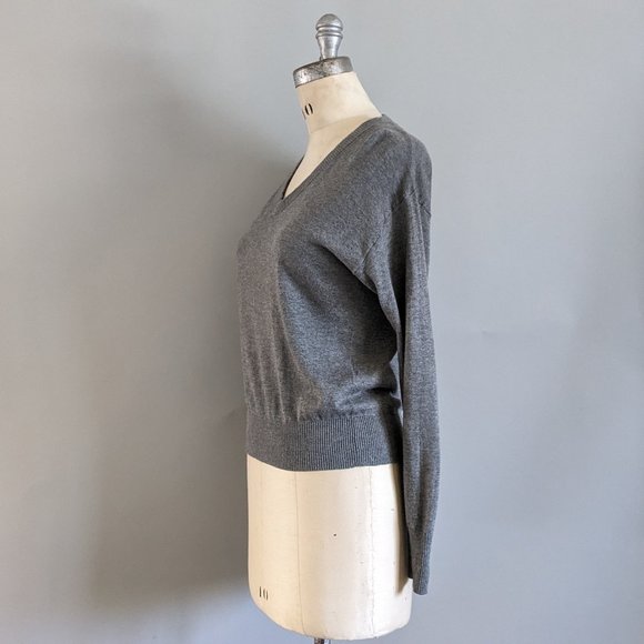 Frank and Oak Slouchy V-Neck Pullover Sweater Women's XS Gray Grey - Picture 2 of 3